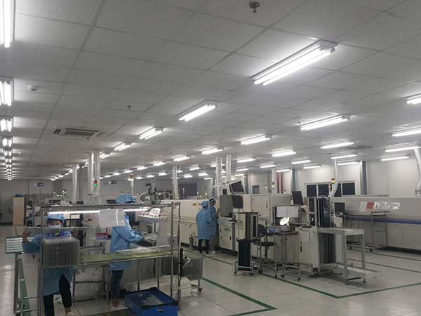 Máy làm lạnh nước - Nhà máy sản xuất linh kiện điện tử SMT